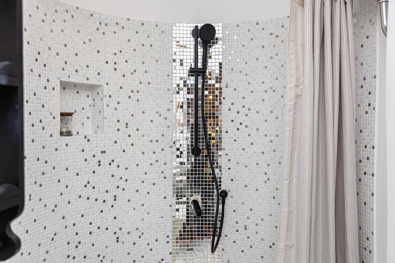 Pantheon By In Apartment *